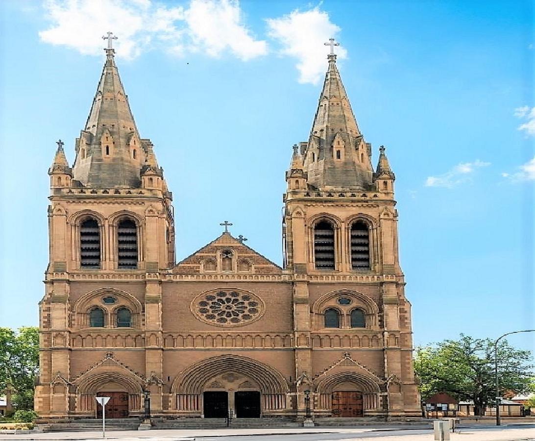 Adelaide Style Accommodation-Getaway In North Adelaide- Close To City Экстерьер фото